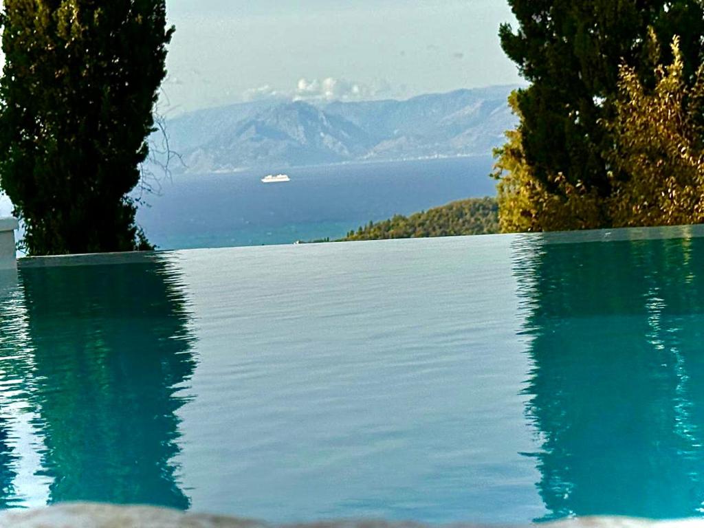 Příroda nedaleko vily