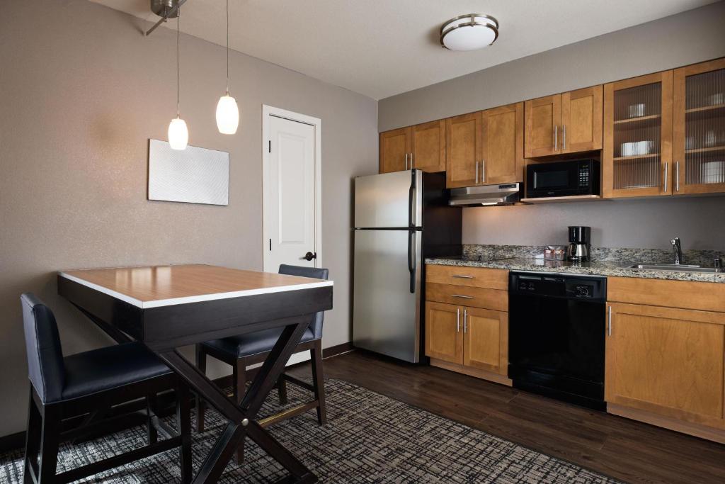 Hyatt House Seattle Bellevue - Suite De Un Dormitorio Con Cama King