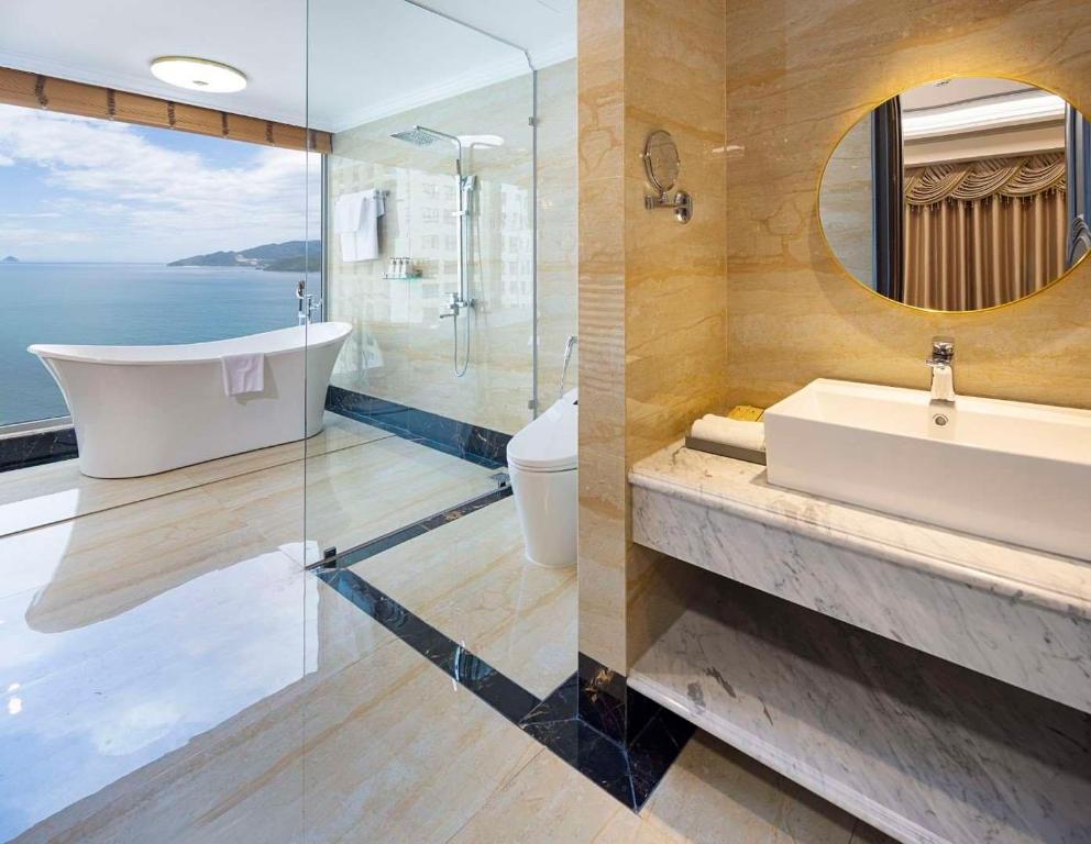 Căn hộ 1 Phòng ngủ có Ban công và Nhìn ra Biển