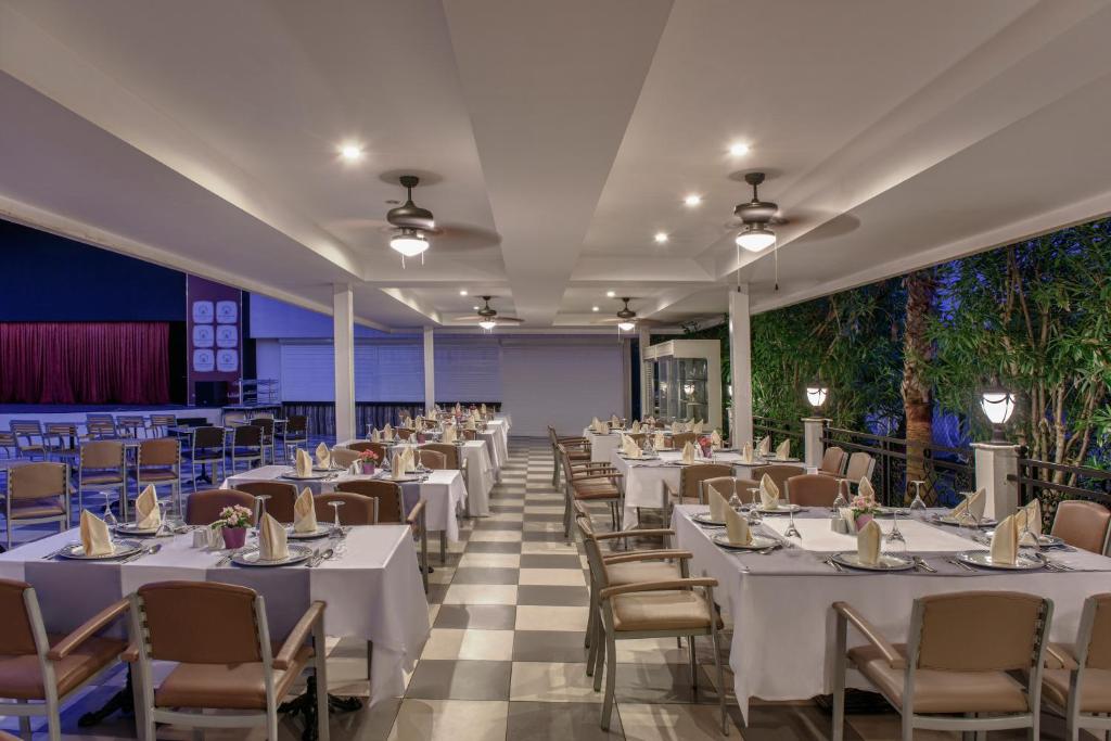 Restaurace v ubytování Botanik Hotel