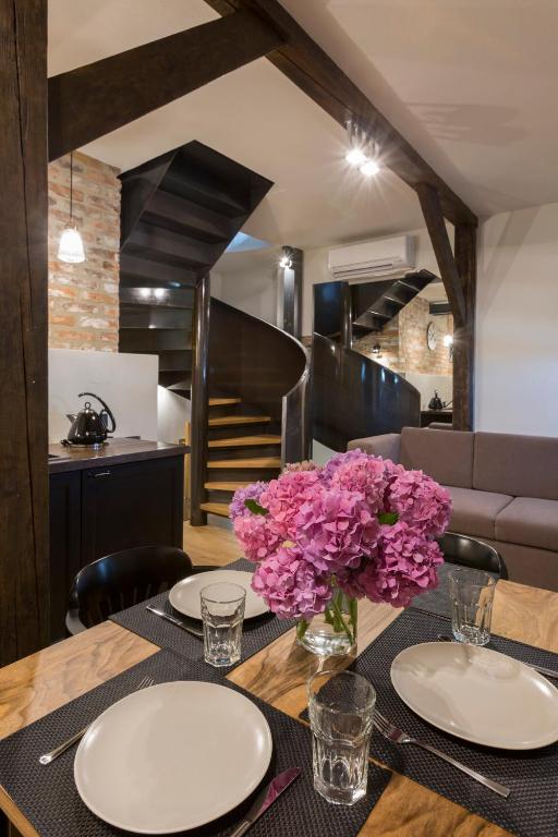 Antique Apartments Plac Szczepanski - Resim 18