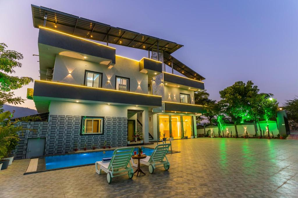 Swimmingpoolen hos eller tæt på The Oasis Retreat