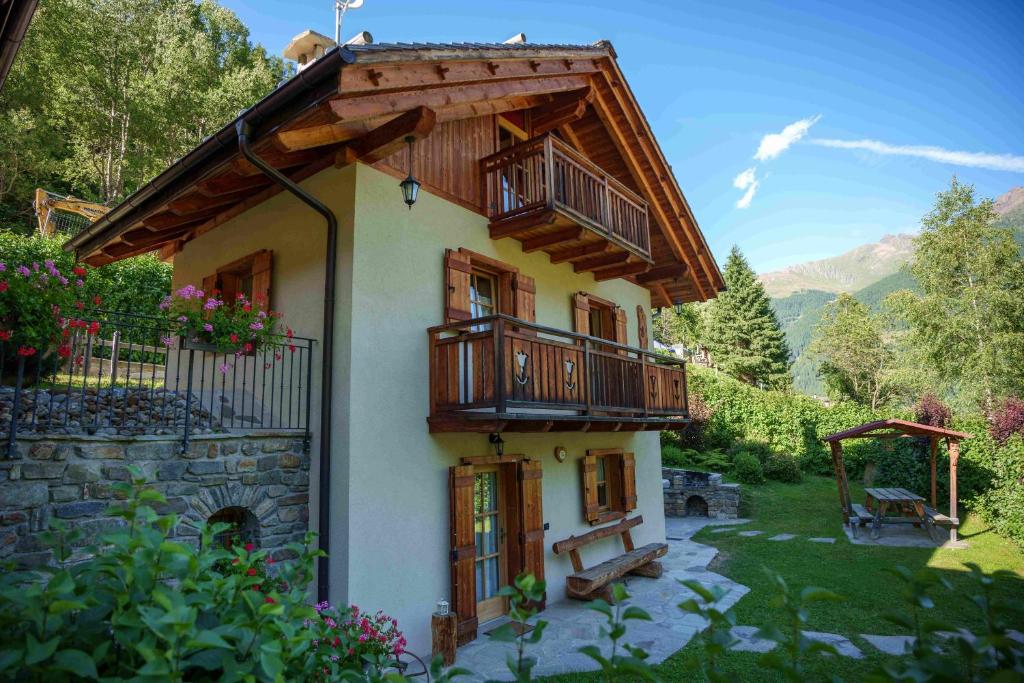 Bygningen som chaletet ligger i