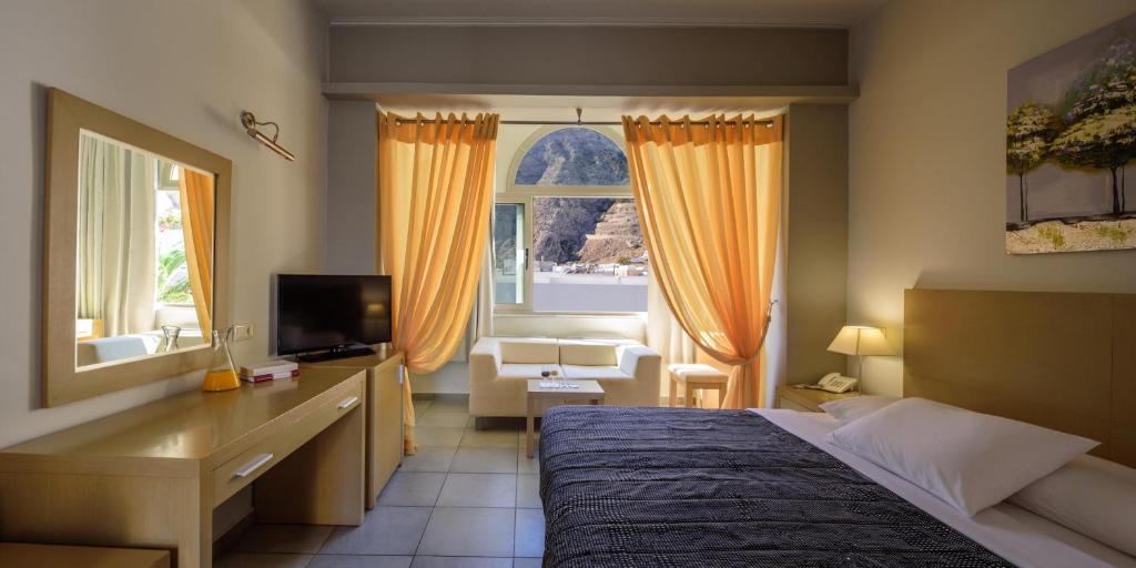 Afroditi Venus Beach Resort - 