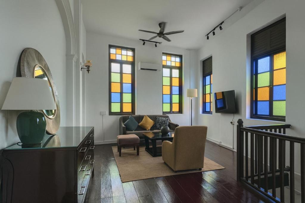 TV a/nebo společenská místnost v ubytování Loft BC 144 - Colonial Loft Charm