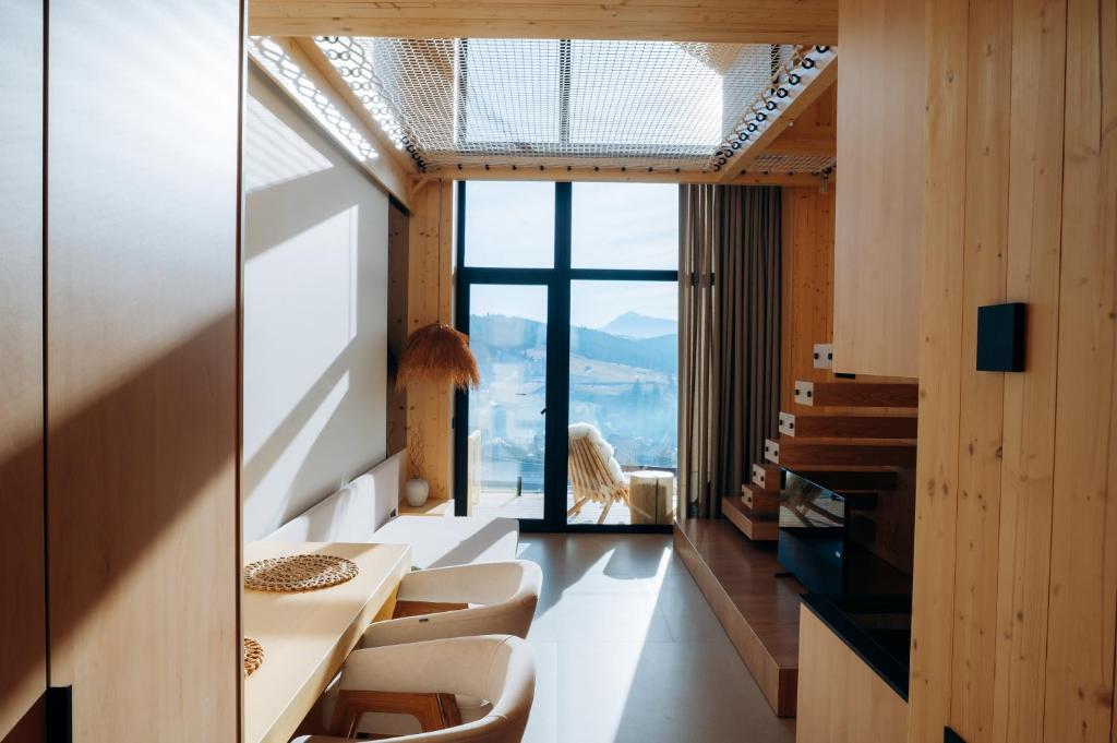 Calm Luxury Chalet Natural Apartments - Apartamento De Una Habitación Con Balcón Y Vista A La Montaña