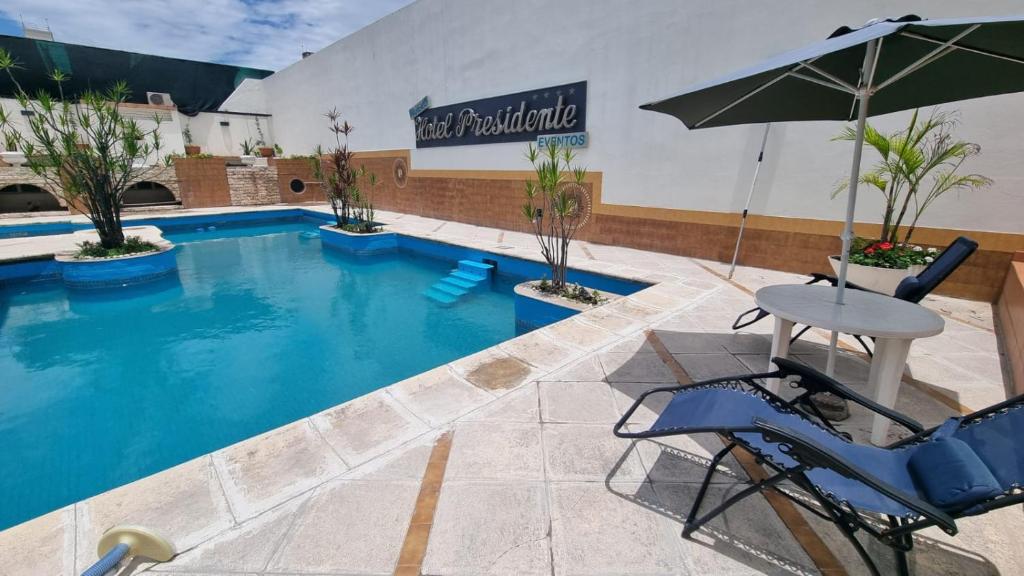 Swimmingpoolen hos eller tæt på Hotel Presidente