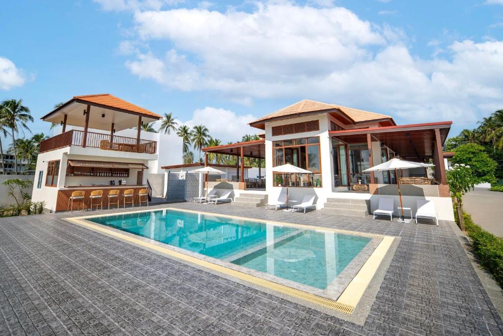 Swimmingpoolen hos eller tæt på Natural Beach Resort Thasala