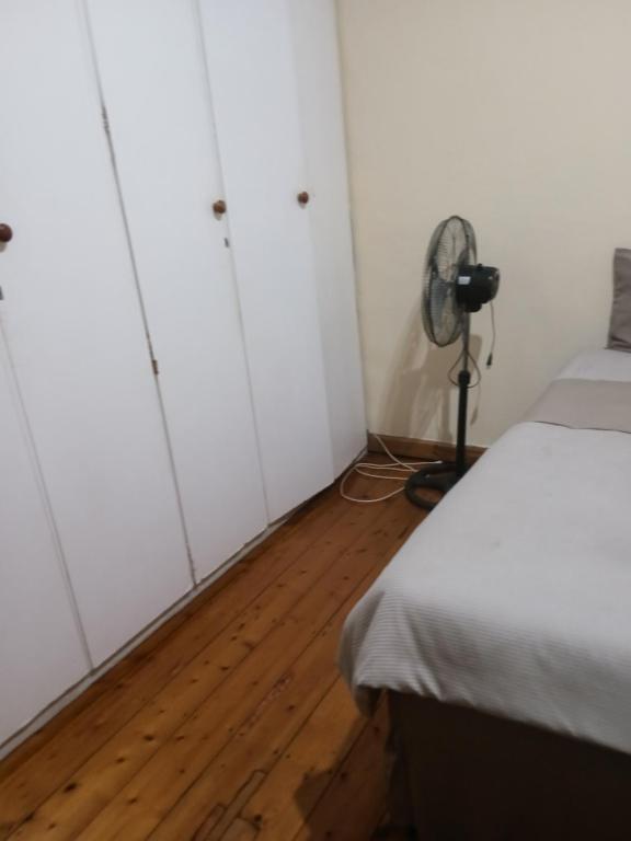 En eller flere senge i et værelse på 3 Laburnum lodge