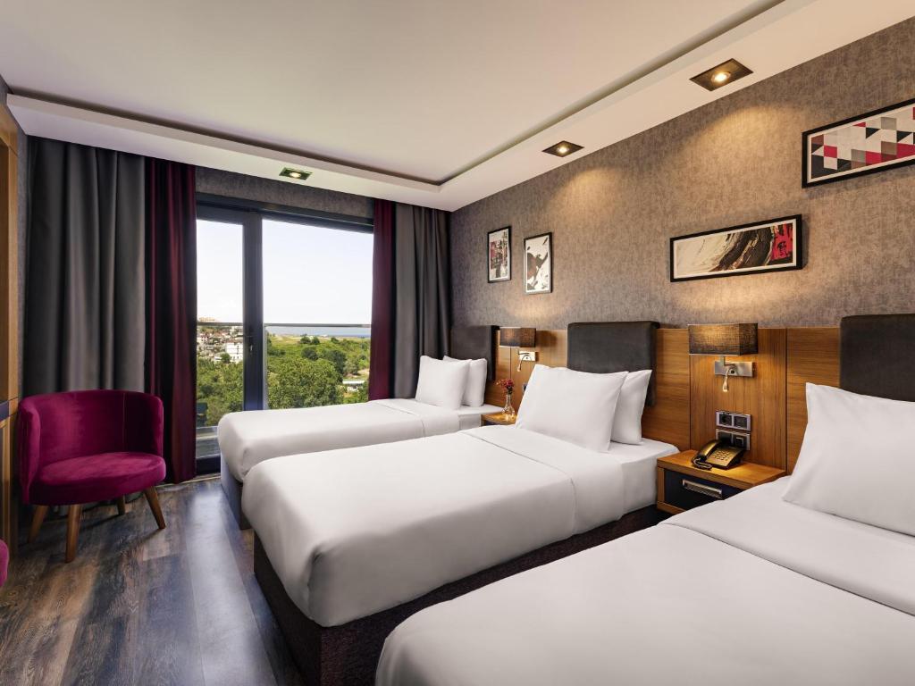 Mövenpick Hotel Trabzon - Chambre Triple Standard Avec Lits Simples