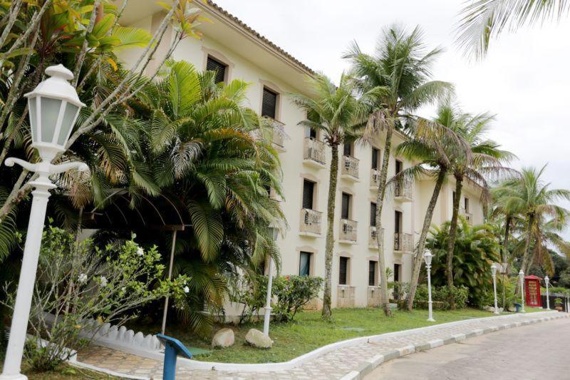  Condomínio Clube Wembley Tennis