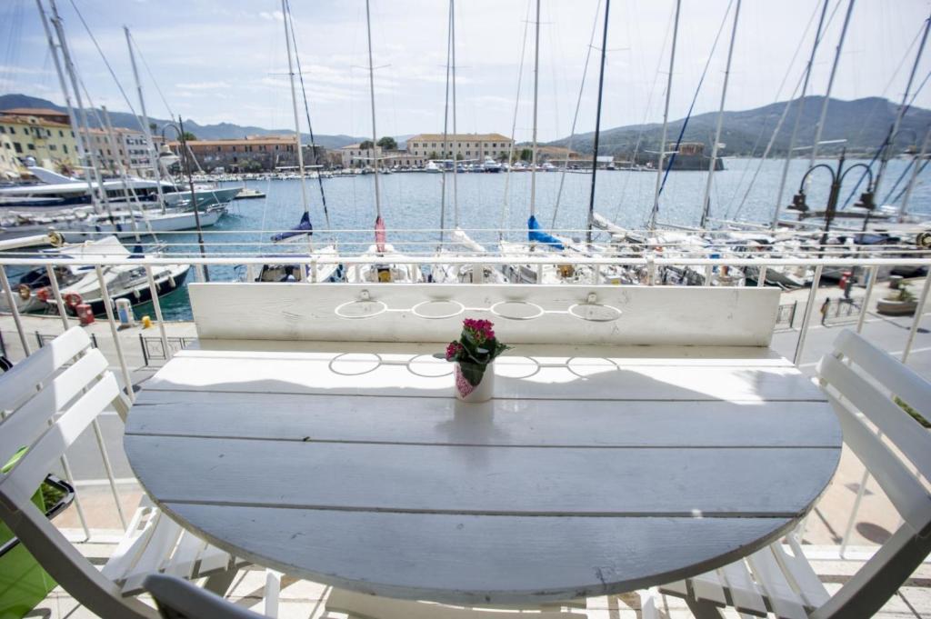 Naturlandskabet i nærheden af lejligheden