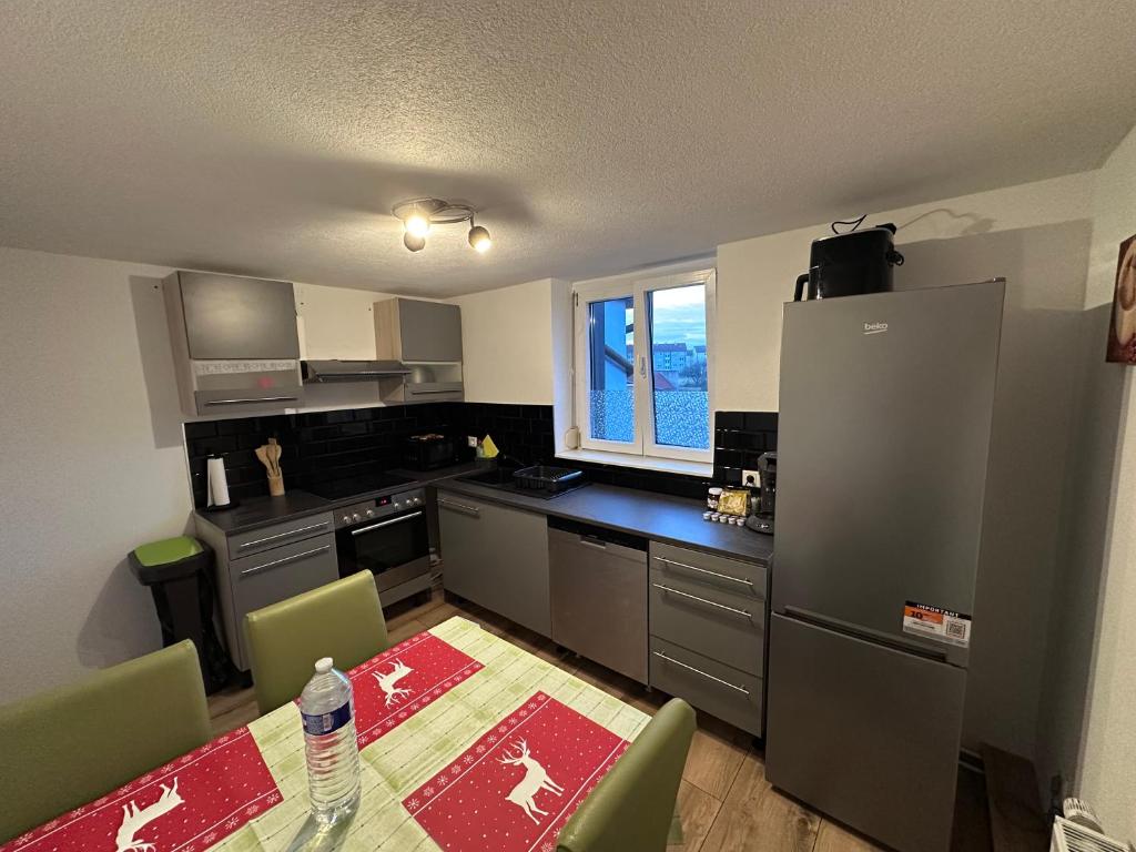 Køkken eller tekøkken på Ferienwohnung AyNa 3, direkt an der Schweizer Grenze