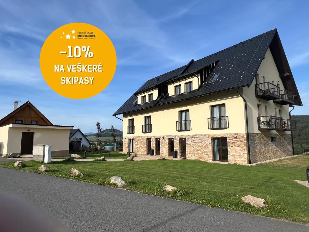 Budova, kde se apartmán nachází