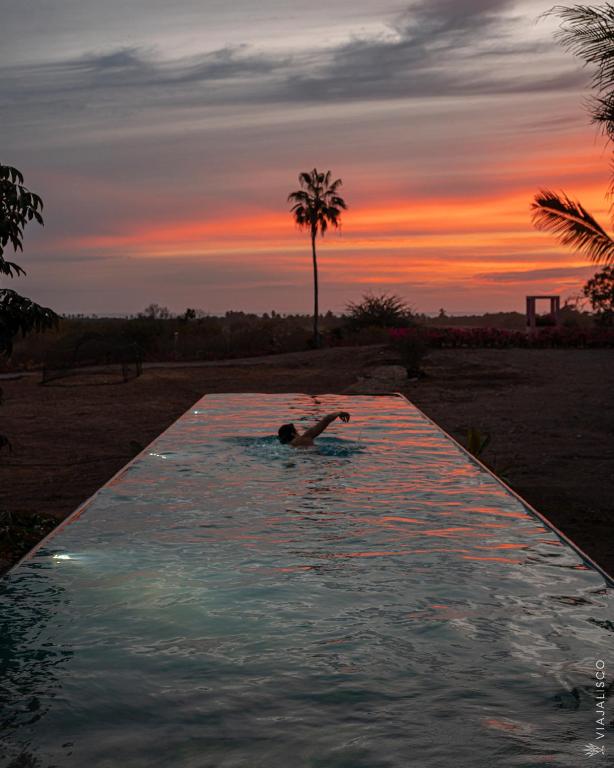 วิวพระอาทิตย์ขึ้นหรือตกที่เห็นจากอพาร์ตเมนต์หรือบริเวณใกล้เคียง