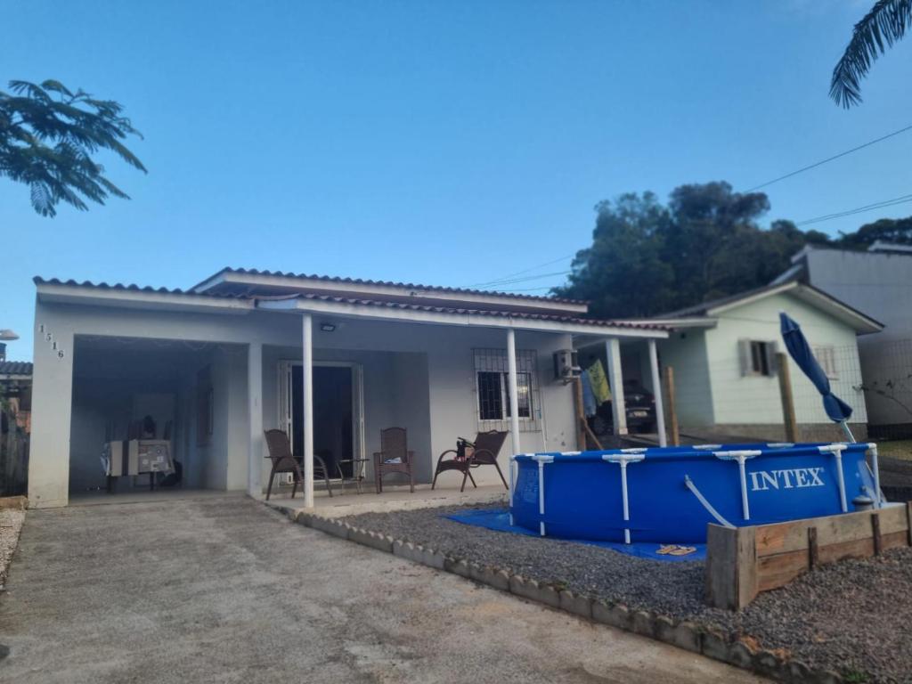 Bygningen som feriehuset ligger i