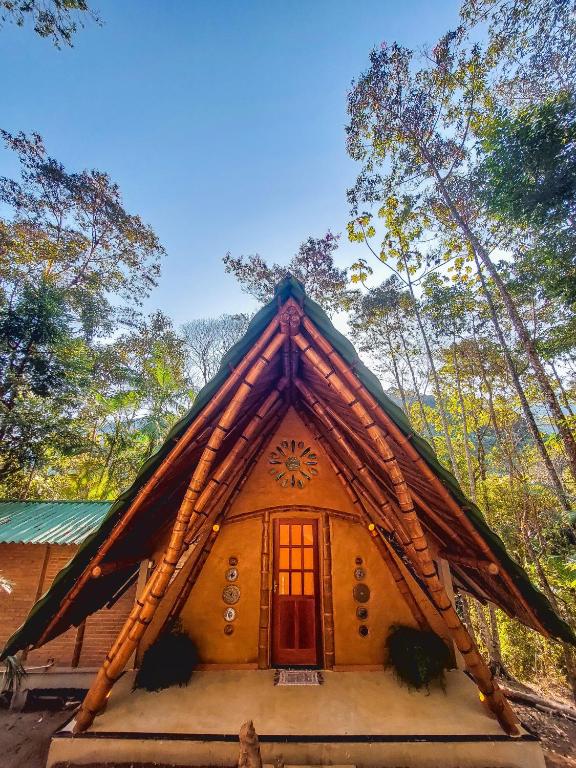 Phong cảnh thiên nhiên gần quán trọ