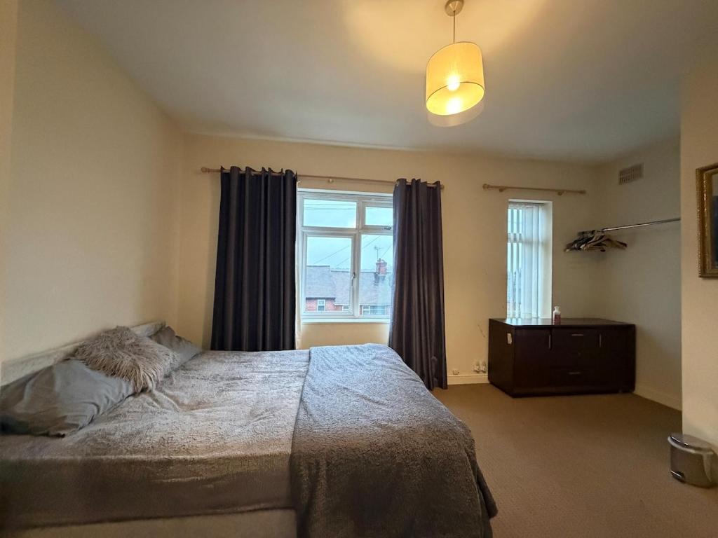 Postel nebo postele na pokoji v ubytování Welcome to this charming presented 2-bedroom house