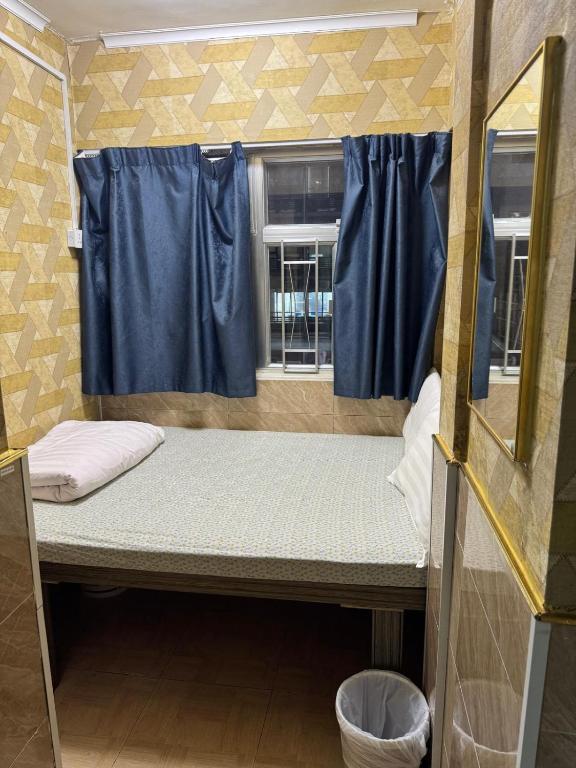 New Happy Land Guest House - Double Room