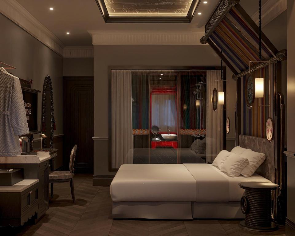 Suite Nhìn Ra Thành Phố