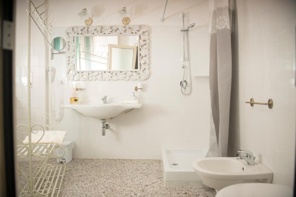 Koupelna v ubytování Dimora Cappuccini Guest House