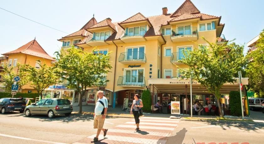 Hostia v ubytovaní Best Hévíz Apartman