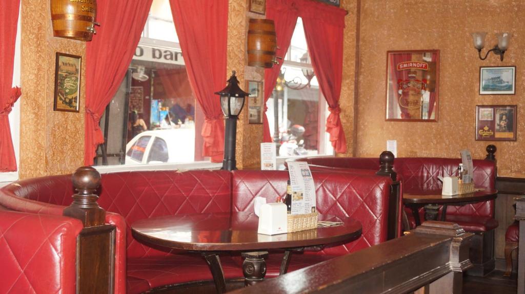 Queen Victoria Inn - Resim 4