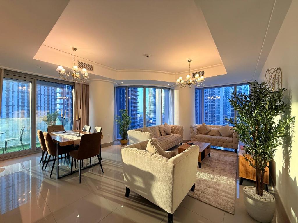 Billede fra billedgalleriet på ULTRA LUXURY 2BR Apartment in Downtown i Dubai