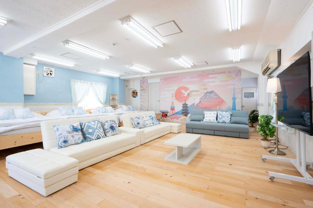 100sqm,Shinjuku 5min, Shibuya 12min,4F No Elevetor