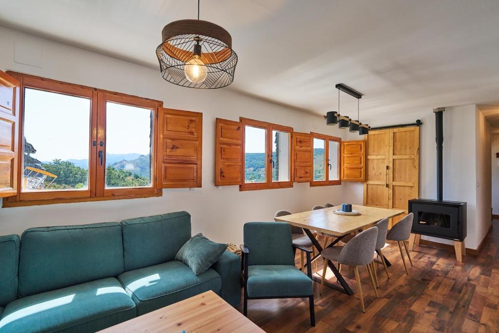 Khu vực ghế ngồi tại El Rincón del Valle VUT-LE-1603