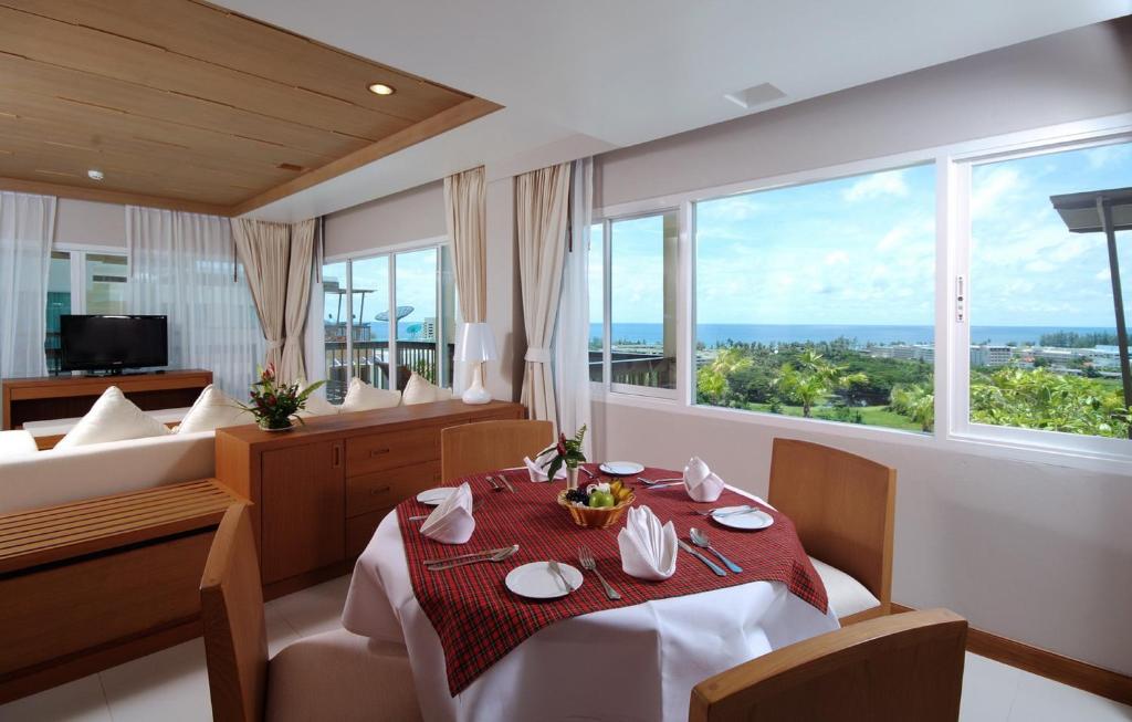 TV a/nebo společenská místnost v ubytování Princess Seaview Resort & Spa - SHA Plus