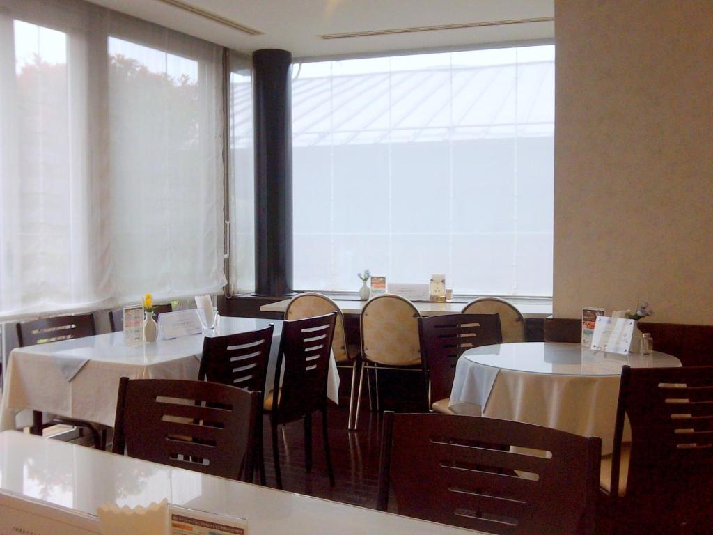 岡谷セントラルホテル にあるレストランまたは飲食店