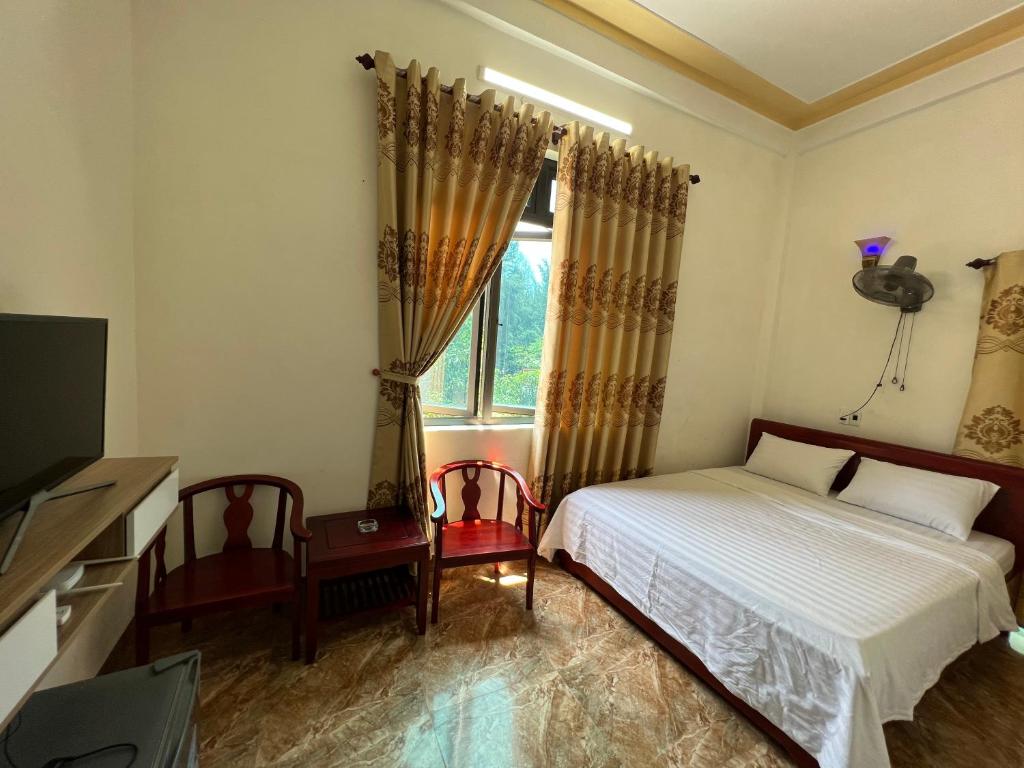 Et tv og/eller underholdning på Huy hoang hotel