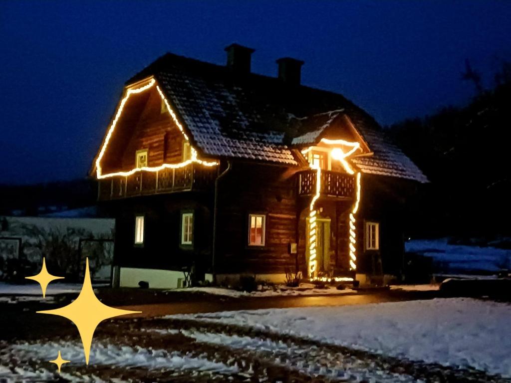 Bygningen som feriehuset ligger i