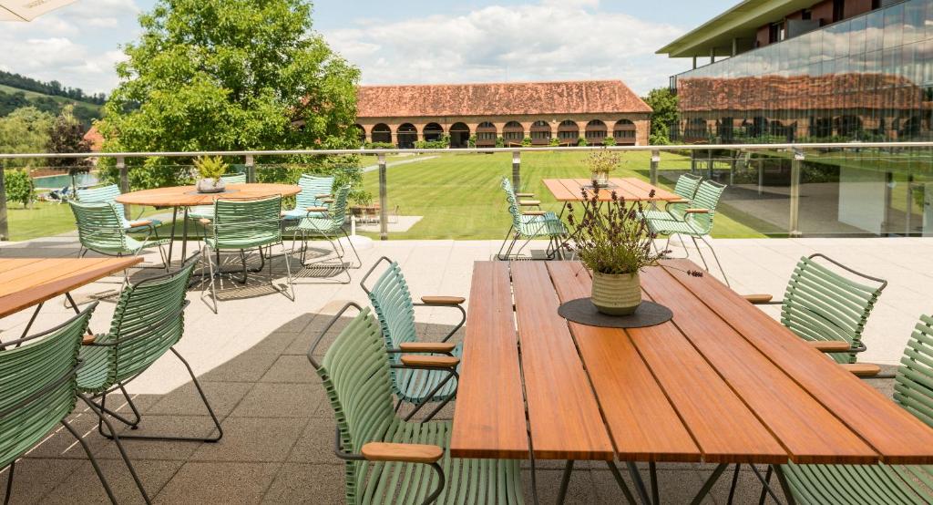 Reštaurácia alebo iné gastronomické zariadenie v ubytovaní Schloss Seggau