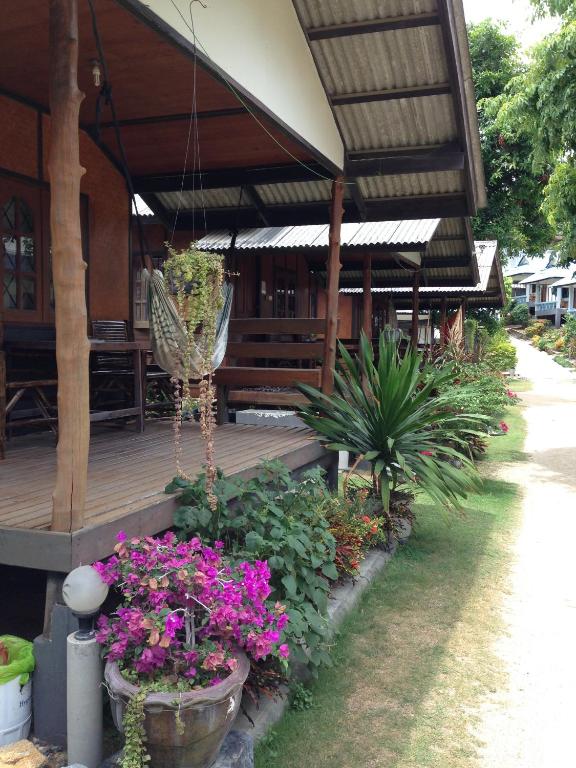 Light In bungalow - 4