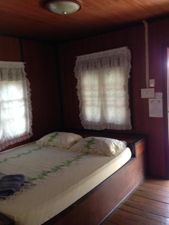 Light In bungalow - 11