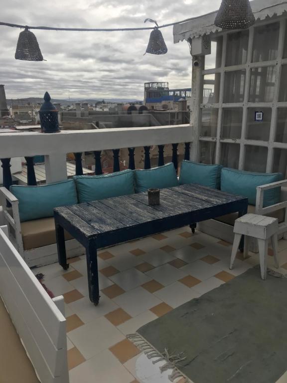 Balkón nebo terasa v ubytování Hôtel Riad Gnaoua