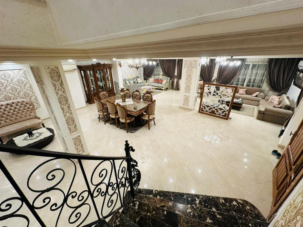 Violet Villas Area的休息区