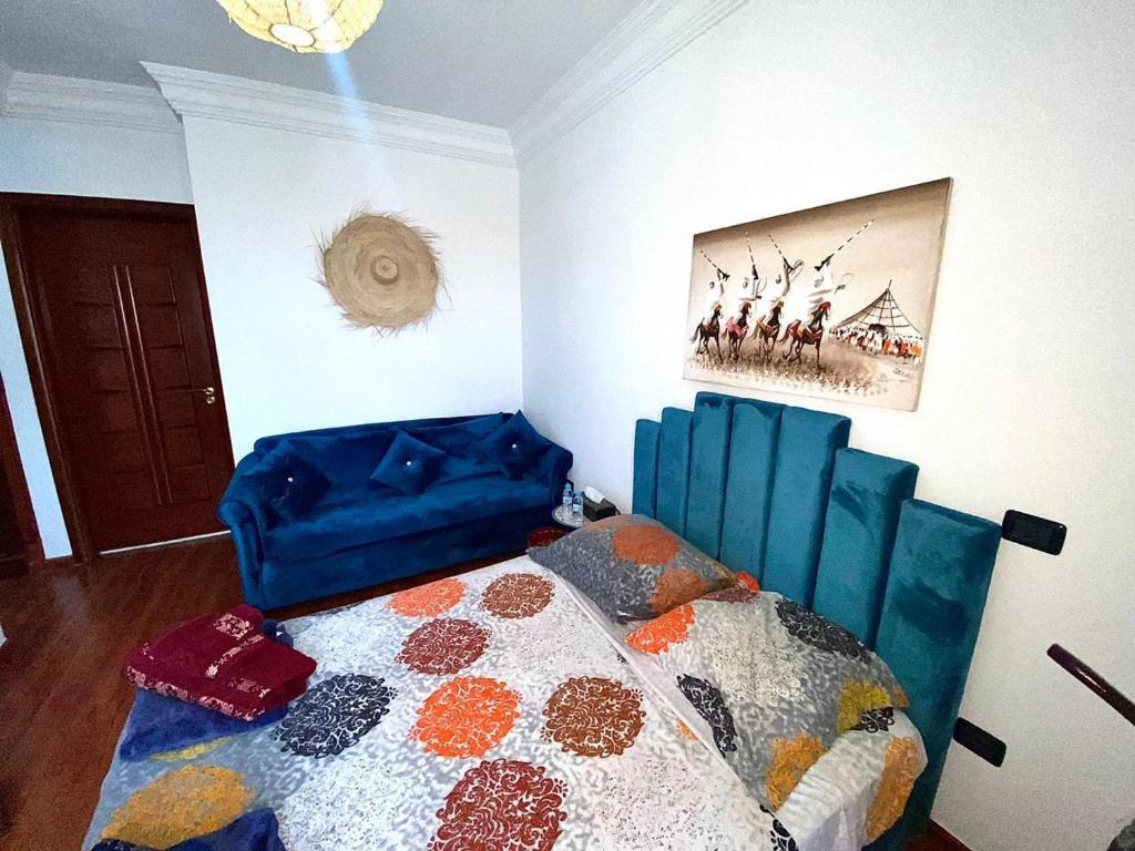 Giường trong phòng chung tại Modern Gueliz Apartment with Private Pool, Near to Train Station