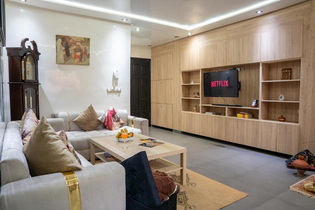 TV/trung tâm giải trí tại VIP Luxury Stay