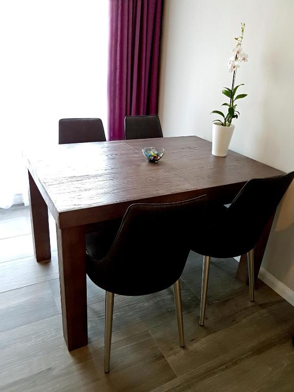 CCH Elephant Apartments - 6