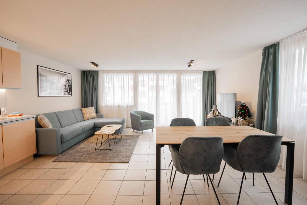 Turuwang Apartment by HomeFlow