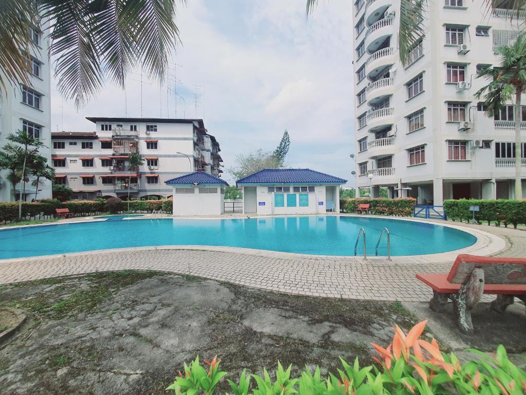 Swimmingpoolen hos eller tæt på AJ Homestay Muar