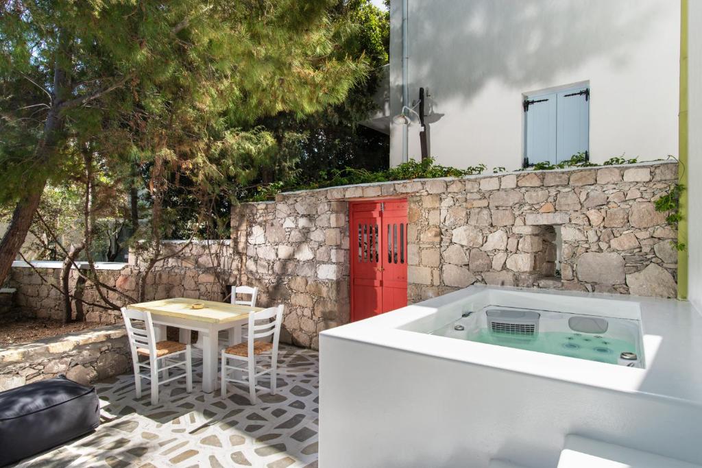 Thalassitra Village Hotel - 19