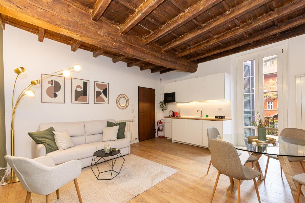 Milan Stay - Alzaia Naviglio Grande - 1