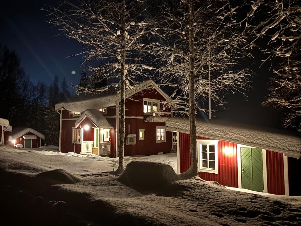 Charming riverside house in the North of Sweden