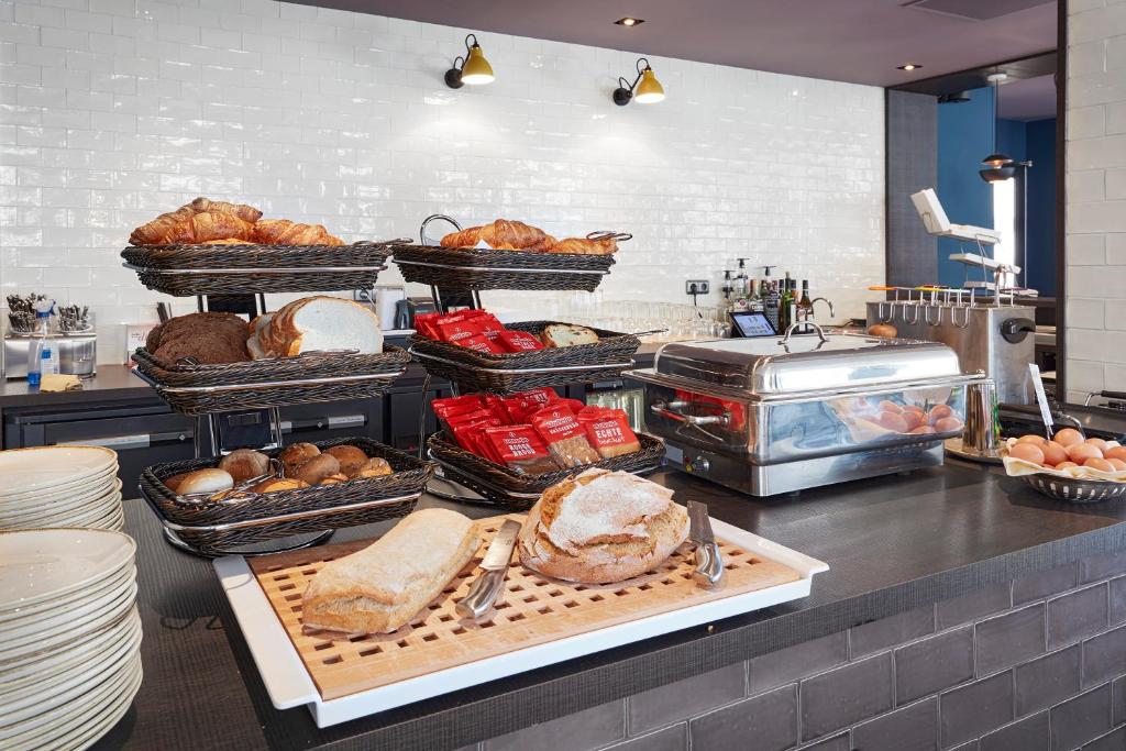 Hotel Lion D'Or - Resim 40