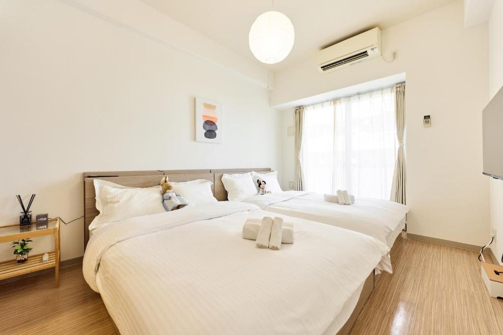 Shinsaibashi 10min Elevator Apartment with 2 Premium Double Beds and Balcony3O2 4O2