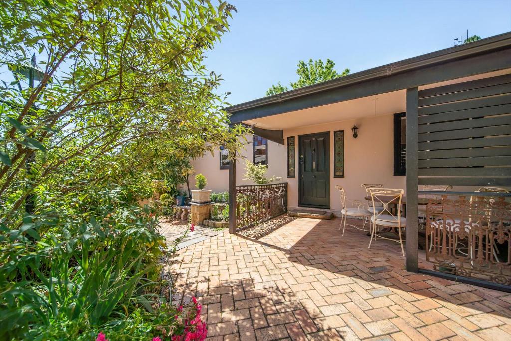 Tòa nhà nơi căn hộ tọa lạc